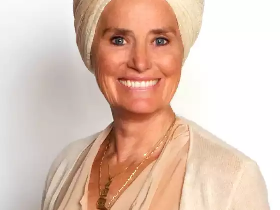 Gurutej Khalsa,
Spirituality, Health & Wellness, Love and Relationships, Yoga, Personal Development & Coaching, Personal Development & Coaching
Expert at Soulful Summit 2023: uma jornada interior, comece!